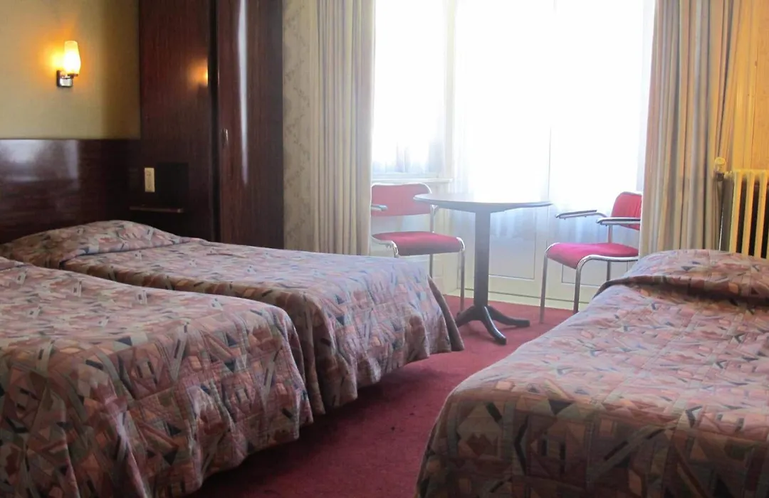 Hotel Manhattan-1